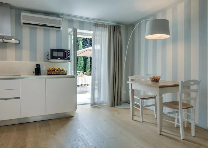 Rambaldi In Casa Nr 6 With Shared Terrace *